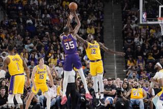 了他的个人 了他的个人