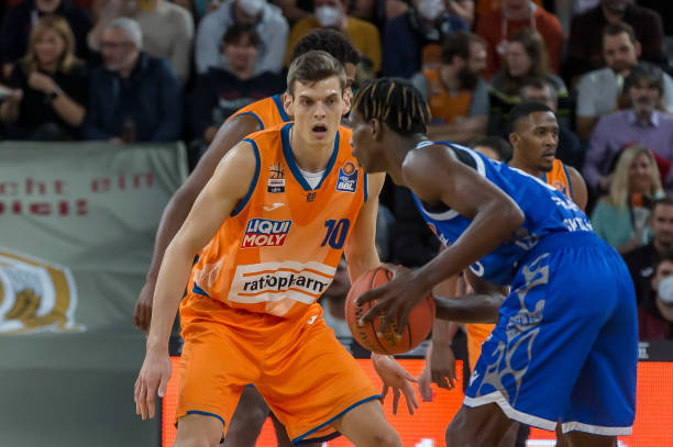 市场反响与 市场反响与